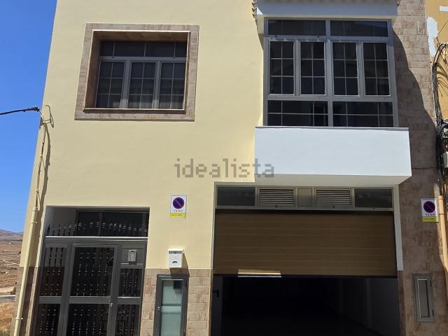 Chalet, Telde