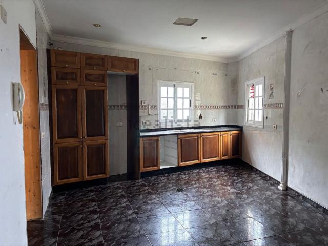 Chalet, Teror