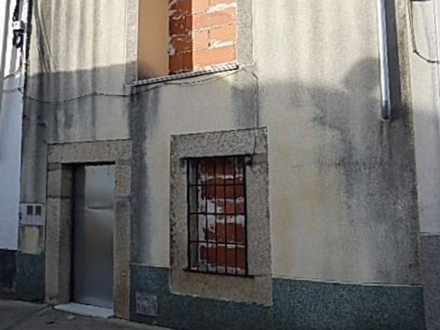 Chalet, Trujillo