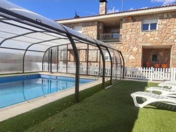 CHALET TURÍSTICO VENTA CALZADA DE VALDUNCIEL. Urbis te ofrece un chalet en venta en Calzada de Valdu