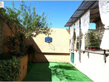 CHALET UNIFAMILIAR CON JARDÍN Y GARAJE