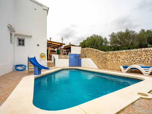 Chalet Unifamiliar con piscina en Son Vilar, Menorca 218m² Es castell