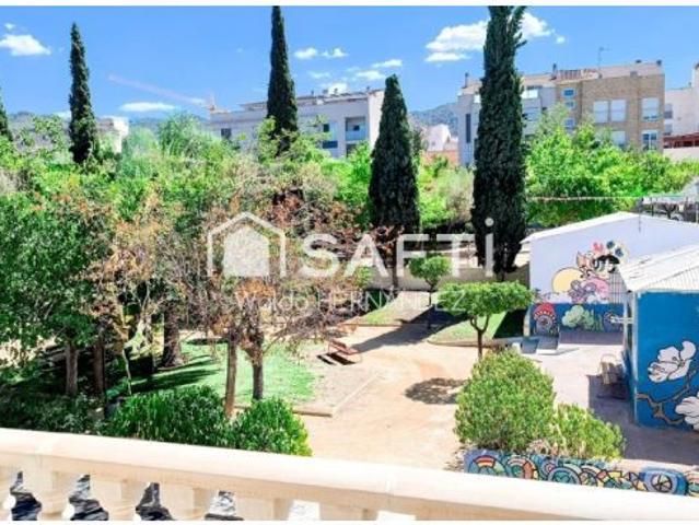 CHALET UNIFAMILIAR CON PISCINA PRIVADA EN LA ALBERCA
