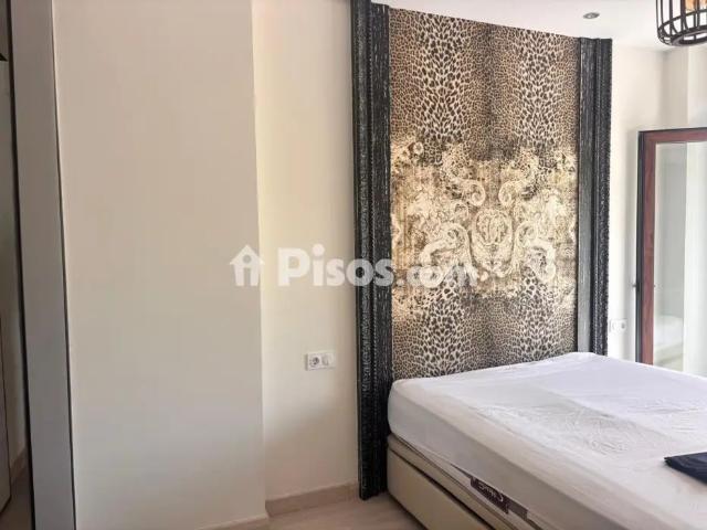 Chalet unifamiliar en alquiler en Calle del Aljibe, cerca de Calle Alcaicería