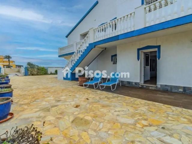 Chalet unifamiliar en alquiler en Calle Polígono T, 20