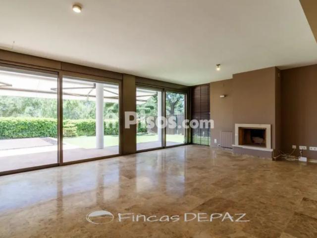 Chalet unifamiliar en alquiler en Can Roca Muntanyeta