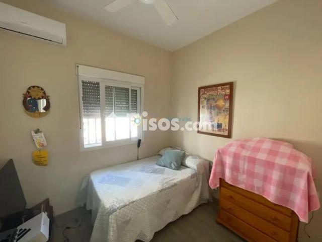 Chalet unifamiliar en alquiler en Miramar