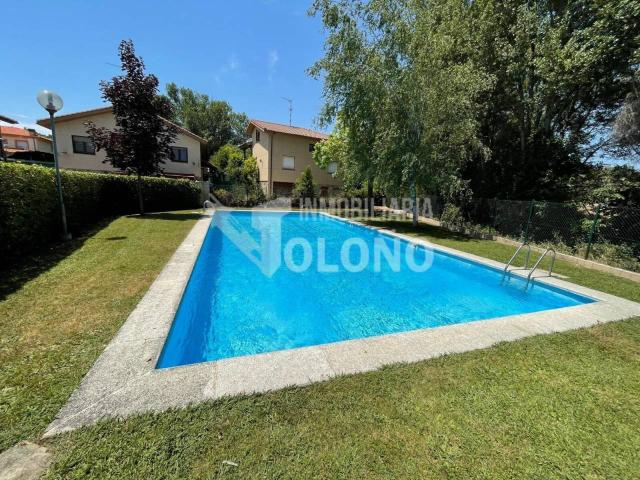 Chalet unifamiliar en venta en Anguciana