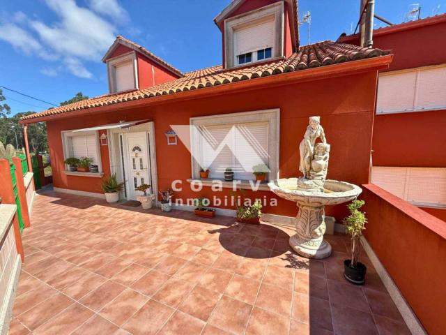 Chalet unifamiliar en venta en Sardiñeiro San Xoan