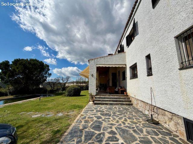 CHALET UNIFAMILIAR EXCLUSIVO EN LA ZONA DE PEÑASCALES, TORRELODONES