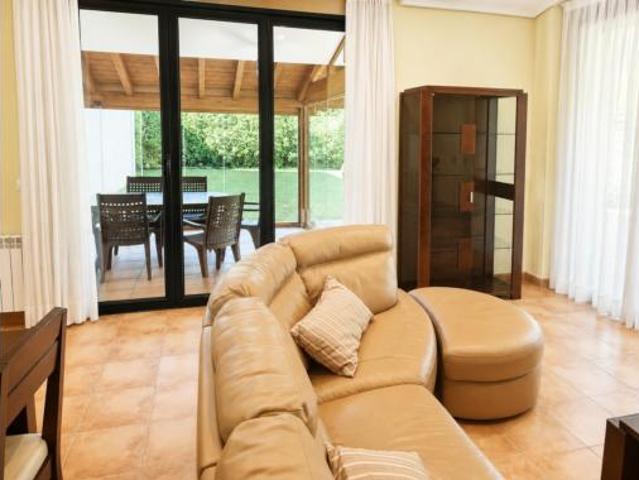 Chalet unifamiliar Venta Camargo, Centro Urbano