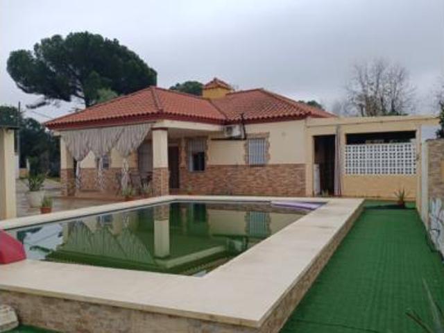 Chalet unifamiliar Venta Carmona, Carmona