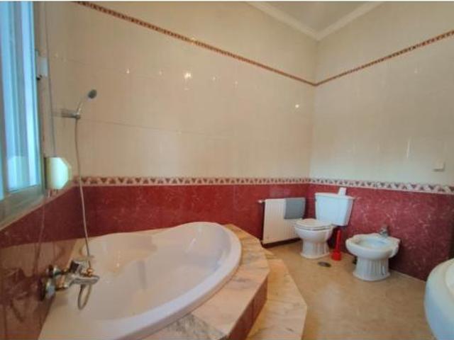 Chalet unifamiliar Venta Carmona, Carmona