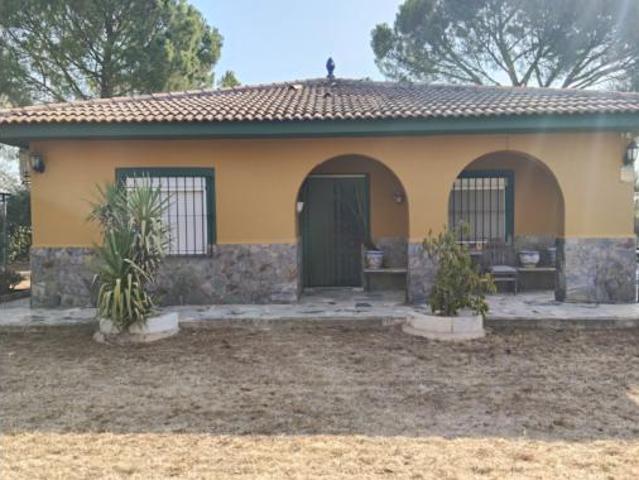 Chalet unifamiliar Venta Carmona, Carmona