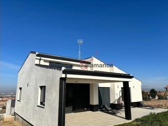 Chalet unifamiliar Venta Carrascal de Barregas, Montalvo Tercero