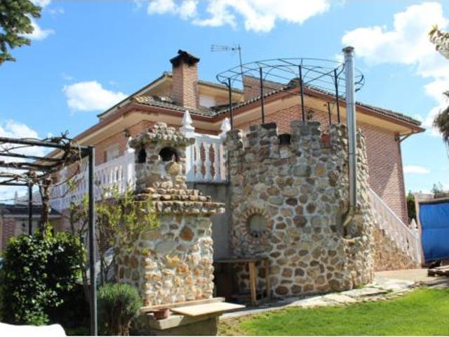 Chalet unifamiliar Venta Casarrubios del Monte, Casarrubios del Monte
