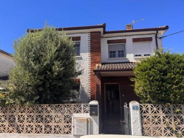 Chalet unifamiliar Venta Aldeamayor de San Martín, Aldeamayor de San Martín