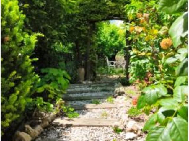 Chalet unifamiliar Venta Baeza, Yedra