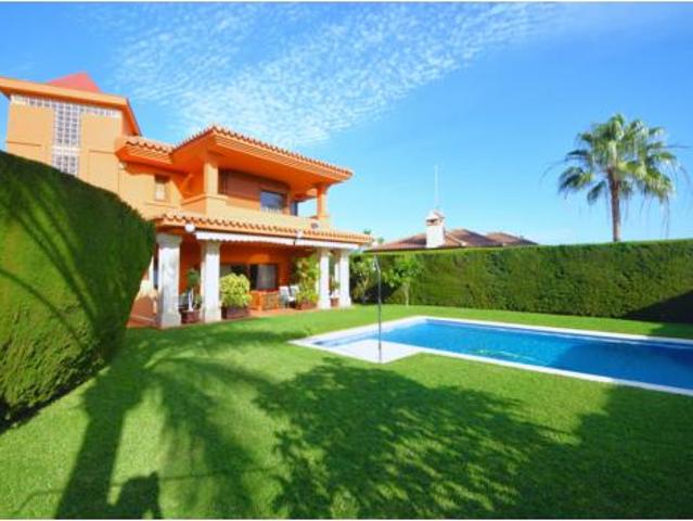 Chalet unifamiliar Venta Benalmádena, Cortijo de Torrequebrada