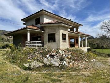 Chalet unifamiliar Venta Oviedo, San Claudio Trubia Las Caldas