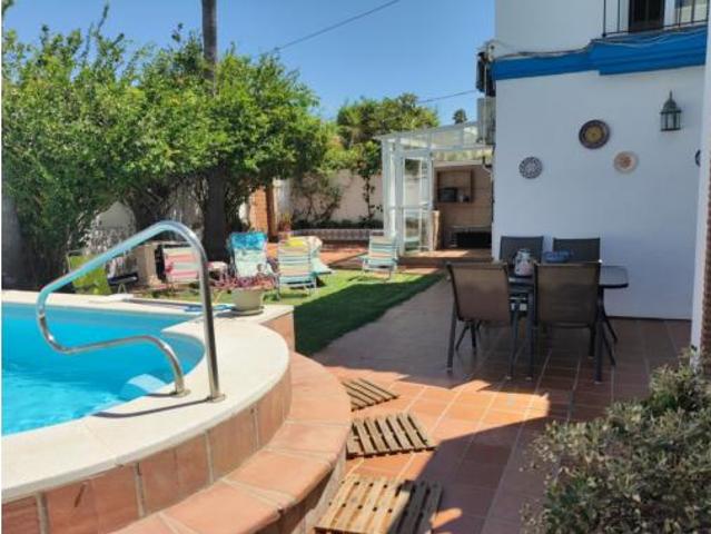 Chalet unifamiliar Venta Los Barrios, Guadacorte