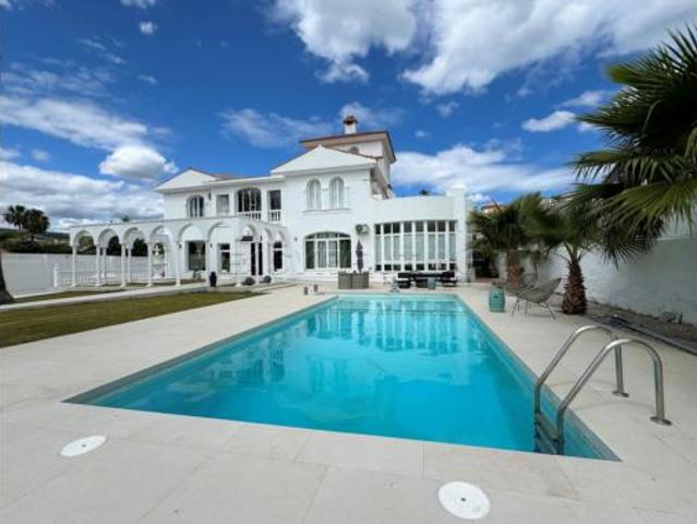 Chalet unifamiliar Venta La Línea de la Concepción, Santa Margarita El Zabal