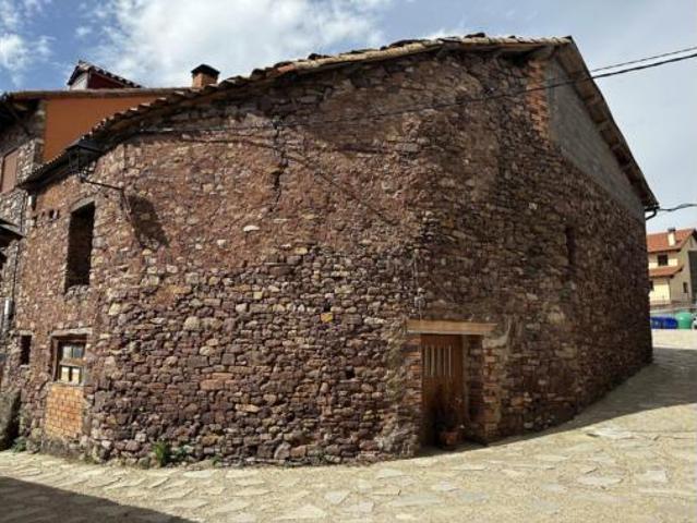 Chalet unifamiliar Venta Laspaúles, Neril