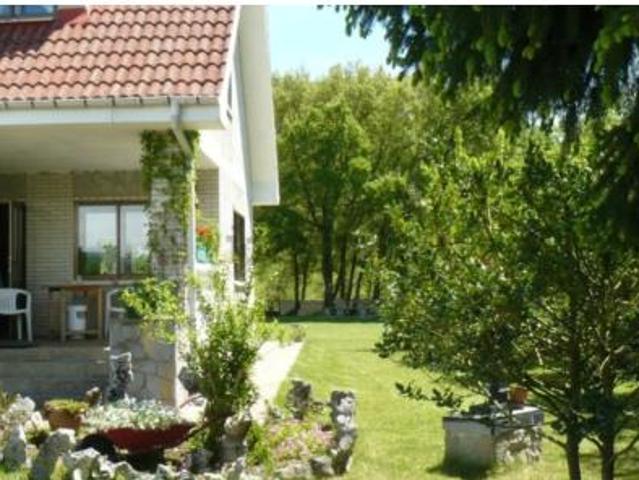 Chalet unifamiliar Venta Merindad de Montija, Agüera
