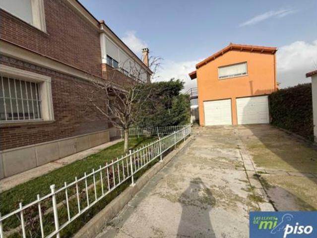 Chalet unifamiliar Venta Santovenia de Pisuerga, Santovenia de Pisuerga