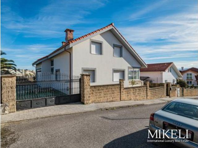 Chalet unifamiliar Venta Santa Cruz de Bezana, Soto de La Marina