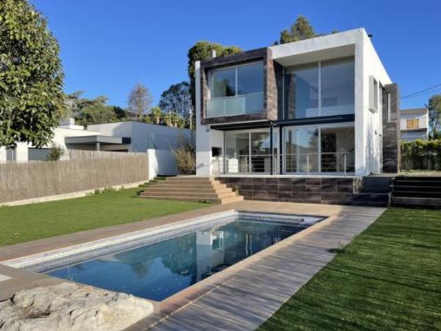 Chalet unifamiliar Venta Pallejà, Fontpineda
