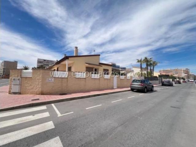 Chalet unifamiliar Venta Torrevieja, La Mata