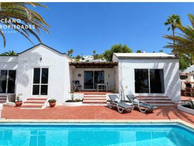 Chalet unifamiliar Venta Teguise, La Montaña