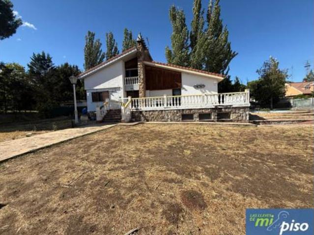 Chalet unifamiliar Venta Tudela de Duero, Urbanización El Otero