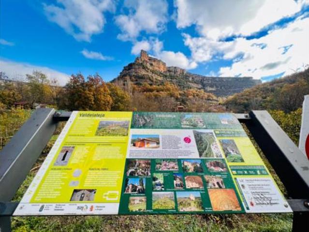 Chalet unifamiliar Venta Valle de Sedano, Valdelateja