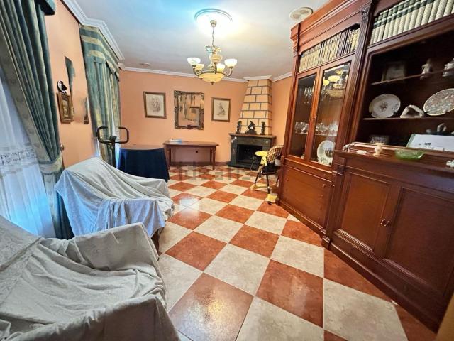 Chalet, Ubeda