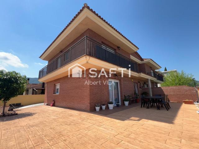 Chalet, Ulldemolins