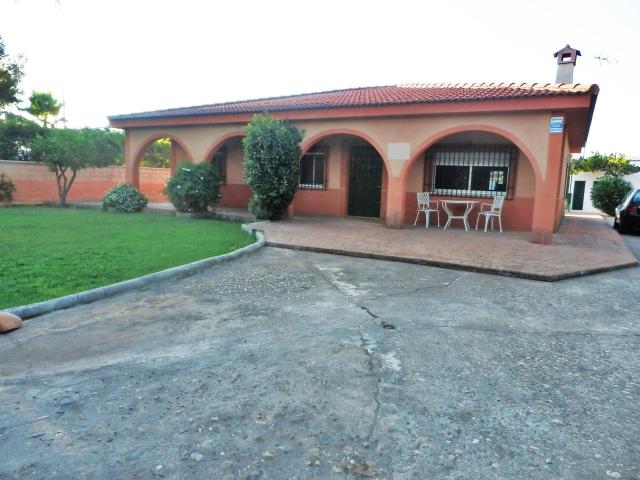 Chalet Urb. La Barquera