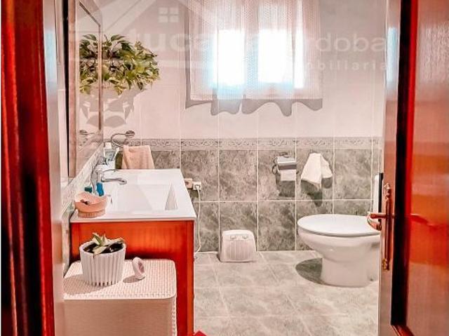 Chalet Urbano con Terreno en Villaharta – Espacio, Comodidad y Naturaleza ?