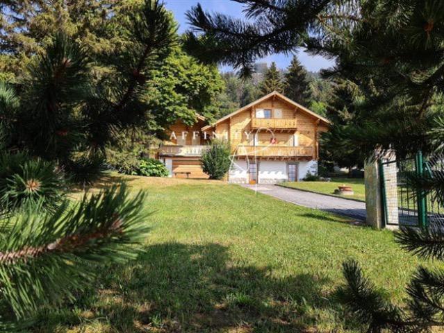 Chalet von 260 m² in der Nähe von Crans Montana