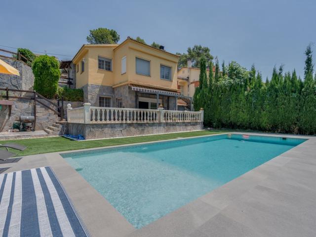 Chalet, Vacarisses