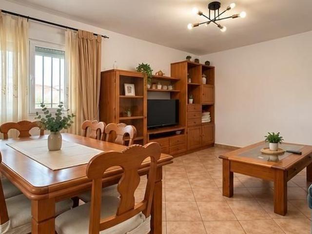 Chalet – Valdelaguna – centro – 1.700€ MES – Ref. MAD02 00495
