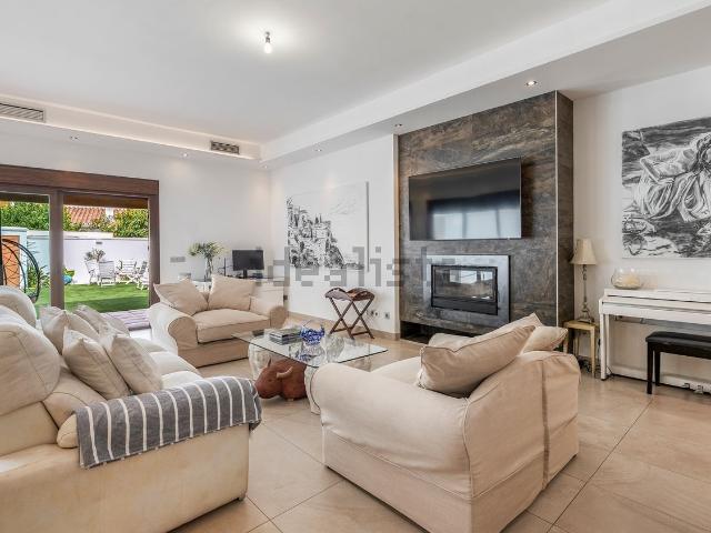 Chalet, Valdeolletas Las Cancelas Xarblanca, Marbella