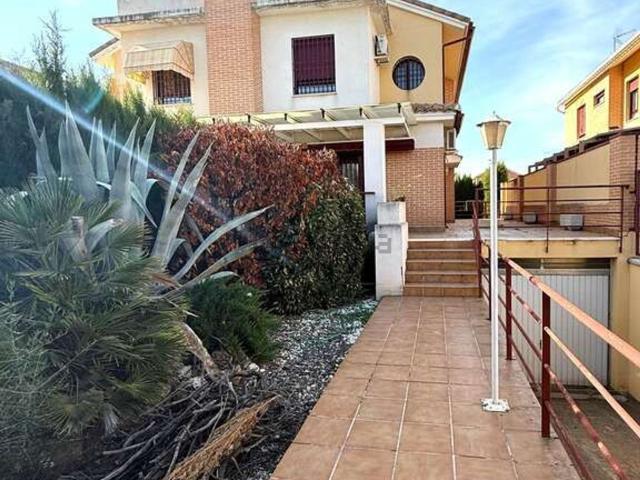 Chalet, Valdepeñas