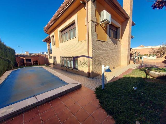 Chalet, Valdepeñas