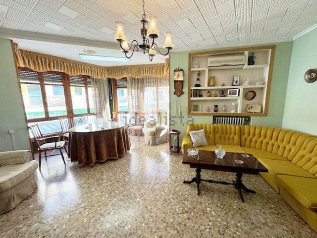 Chalet, Valdepeñas