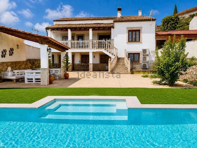 Chalet, Valencia de Alcántara