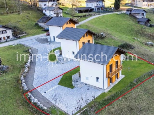 Chalet «Valle» in Selma modern, hell, mit Gartenbereich und Parkplatz