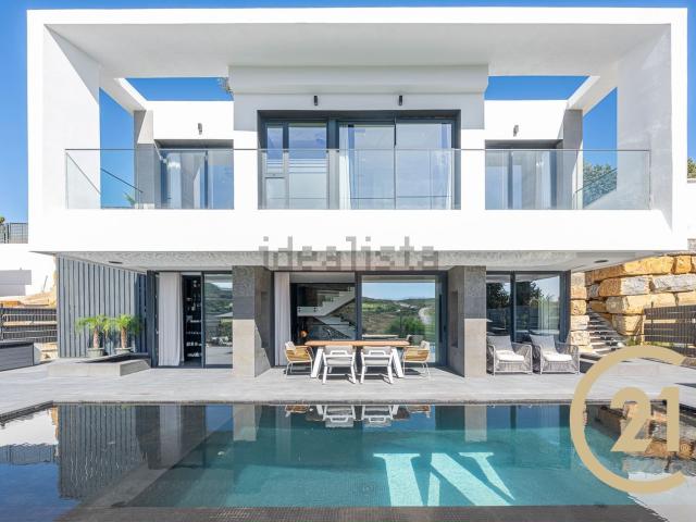 Chalet, Valle Romano Golf, Estepona