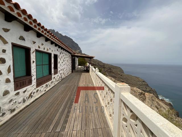Chalet, Vallehermoso